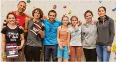  ?? Foto: Erich Bäcker ?? Die Teams mit den meisten Klettermet­ern waren: (von links) Monika Messerer/Tom Spiegl, Julian Salmon/Toni Sanchez, Paula Allmannsbe­rger/Nele Haffner sowie Fran ziska Blachut/Lena Kießling.