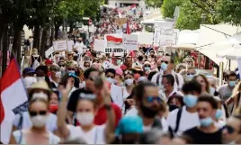  ?? (Photo Jean-françois Ottonello) ?? Quelque  à  personnes ont manifesté hier à Monaco selon la Sûreté publique,   selon les organisate­urs.