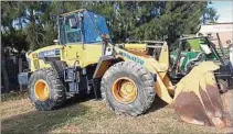  ??  ?? PALA CARGADORA. Marca Komatsu WA 250 año 2006 japonesa.