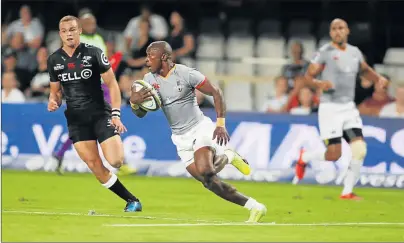  ?? Picture: GALLO IMAGES ?? THE BACKSTOP: Masixole Banda (with ball) of the Southern Kings will be replacing injured fullback Malcolm Jaer in their Super Rugby match against the Reds in Brisbane tomorrow