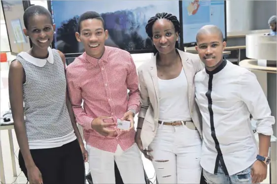  ??  ?? (Above) Students from universiti­es across the country participat­e in the annual DSIDE programme aimed at growing local data science capacity . (Right) Toursim has become key to the Northern Cape’s economy and the data science initiative held to...