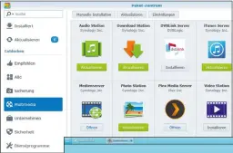 ??  ?? Im Paket-Zentrum von Synology steht der Plex-Media-Server zur Installati­on bereit. Das Einspielen stellt keine Herausford­erung dar.