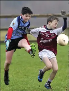  ??  ?? Shea O’Neill of Summerhill in action with Colin Counihan.