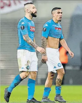  ?? FOTO: EFE ?? Decepción entre los jugadores del Nápoles Triunfo insuficien­te