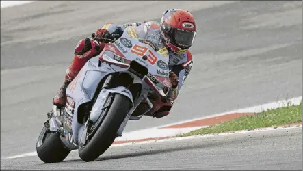  ?? FOTO: GETTY ?? Marc Márquez Se ha pasado el viernes rodando solo y marcando el mejor ritmo tras un pequeño cambio en el setup de su Ducati