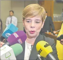  ??  ?? La senadora del PDP, Desirée Masi, lamentó que la Fiscalía de Díaz Verón se niega a hacer investigac­iones claves.