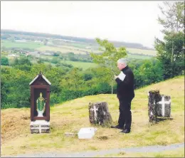  ?? (Pic: Jim ?? BELOW - Very Reverend Father Donal Cotter P.P. Watergrass­hill reciting The Rosary at Doonpeter, Glenville last week..
Lysaght)