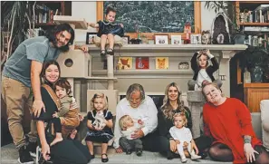  ?? FOTOS: CEDOC PERFIL ?? FAMILIA. Agustina Picasso es argentina y espera una nena. Es el sexto hijo que tiene con Matt Groening, con quien vive en Los Angeles.