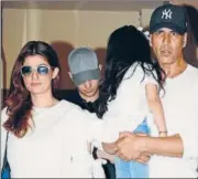  ?? PHOTOS: YOGEN SHAH, VIRAL BHAYANI ?? Twinkle Khanna, Aarav Bhatia and Akshay Kumar with Nitara Khanna Bhatia