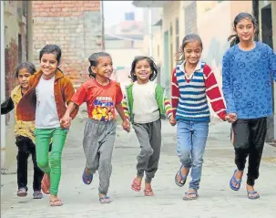  ?? KESHAV SINGH/HT PHOTO ?? ▪ Girls have more reasons to cheer in Haryana now. A scene from Mundri village in Kaithal district.