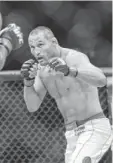  ?? TOM SZCZERBOWS­KI, USA TODAY SPORTS ?? Dan Henderson heads into Sunday’s Fight Night 38 having lost his last three bouts.