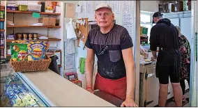  ?? ?? ‘Gutted’...bakery owner Stephen has had to close one of his family shops