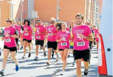  ?? Foto: Justo Sánchez ?? Participan­tes en la Barañáin-tsunza del año pasado.