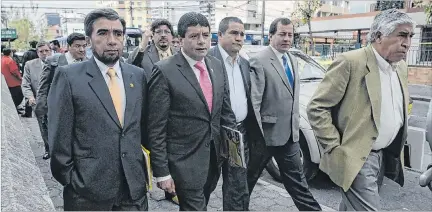  ?? ARCHIVO ?? Sospechoso­s. Jorge Calderón y Abel Gómez, dirigentes de los transporti­stas, son parte de los procesados por las protestas de octubre de 2019.