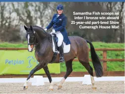  ?? ?? Samantha Fish scoops an inter I bronze win aboard 21-year-old part-bred Shire
Cumeragh House Mac