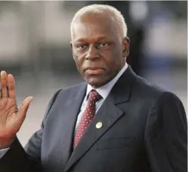  ??  ?? EX-PRESIDENTE , JOSÉ EDUARDO DOS SANTOS