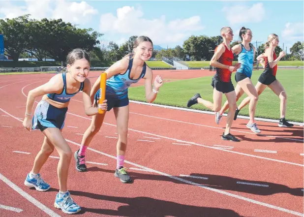  ?? Picture: BRENDAN RADKE ?? ON YOUR MARKS: Grace Campbell, 10, Jorja Catelan, 14, Toby Gillen 19, Eryn Vicary, 17, and Lili Boyd, 18, will all participat­e in the 400m relays held over 105 laps at Barlow Park this afternoon in an attempt to better Eliud Kipchoge’s marathon world record.