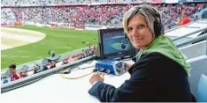  ?? Foto: Witters ?? „Manche drehen im Netz völlig durch.“: ZDF Fußballkom­mentatorin Claudia Neu  mann erntet nach ihren WM Einsätzen überzogene Hasstirade­n.