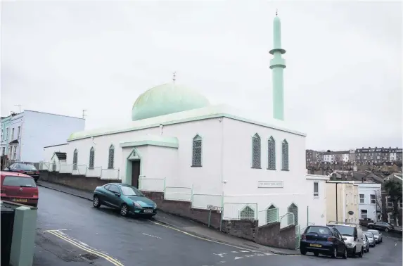  ??  ?? The Bristol Jamia Mosque in Totterdown where Kevin Crehan tied bacon to the door handles