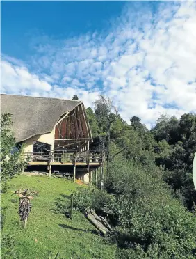  ?? JANINE STEPHEN ?? WATTLE I DO: The eco-loge at Terra-Khaya in Hogsback, Eastern Cape