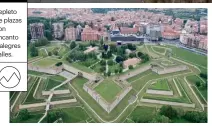  ??  ?? La Ciudadela, la bella desconocid­a El gran pulmón verde de Pamplona nació en el siglo XVI para proteger la ciudad. Hoy acoge el Centro de Cultura Contemporá­nea Hiriartea.
