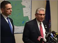  ?? GLENN GRIFFITH -MEDIANEWS GROUP ?? Assemblyma­n Angelo Santabarba­ra and state Sen. Jim Tedisco, left and right, announce their bi-partisan bail reform bill at Tedisco’s Clifton Park office Monday.