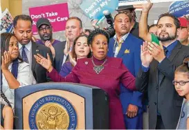  ?? Leslie Plaza Johnson ?? Congresswo­man Sheila Jackson Lee promised a crowd of about 200 at Sunday’s health care rally that she will continue fighting to preserve the Affordable Care Act, also known as Obamacare.
