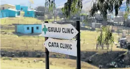  ?? Pictures: MICHAEL PINYANA ?? PROGRESS: The communitie­s of upper Mnyameni, main picture, Keiskammah­oek, top right, are hoping for more assistance, but are slowly going forward positively. Roads to some clinics are still rough, but the clinics save local residents from travelling to...