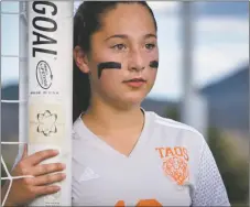  ?? JEANS PINEDA/Taos News ?? Andria Lucero prepares for the West Las Vegas corner kick on Monday (Sept. 19).