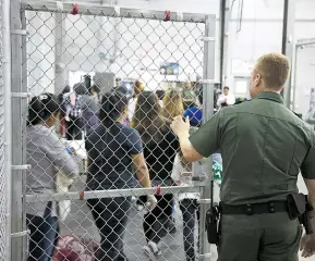  ?? /CORTESÍA CBP ?? La detención de familias migrantes también disminuyó