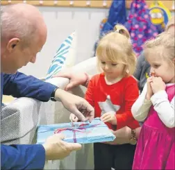  ??  ?? Damian Green MP at Busy Bees nursery in Godinton Park