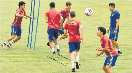  ??  ?? The Spanish team trains in Kochi ahead of its Group D match against Brazil on Saturday.