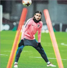  ?? FOTO: EFE ?? Filipe Luis, recuperado Regresa para estar a tope en la Europa League