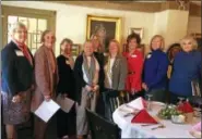  ?? CONTRIBUTE­D PHOTO ?? Above, Litchfield Colonial Dames’ guest speaker, Susan Cheatham, center, attended the group’s annual meeting. She is joined by newly elected members, from left, Judy Messer, Arline Bertolami, Paula Vitetta, Kathy McKenna (behind Susan Cheatham), Kate...