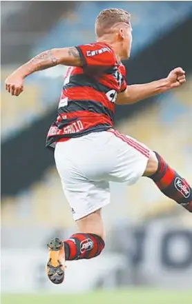  ?? GILVAN DE SOUZA/FLAMENGO ?? Matheus Savio comemora o golaço que abriu o placar no Maraca