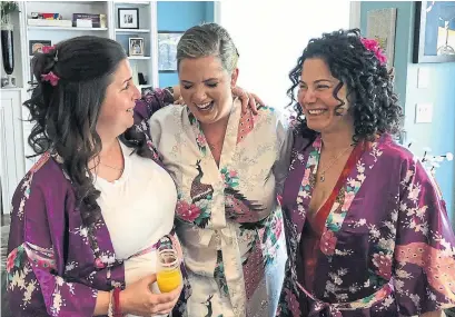  ?? FACEBOOK ?? The Sherman sisters, Alexandra, left, Kaelen and Lauren, on the day of Kaelen’s wedding in 2018, a few months after their parents were murdered.