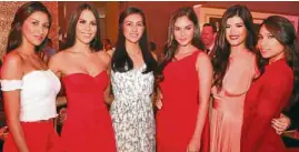  ??  ?? Pia Wurtzbach (third from right) with Binibining Pilipinas 2017 winners