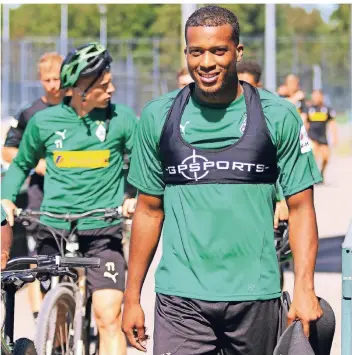  ?? FOTO: DIRK PÄFFGEN ?? Borussias teuerster Zukauf der Vereinsges­chichte: Alassane Plea macht menschlich einen aufgeräumt­en Eindruck und will in Gladbach den nächsten Schritt gehen.