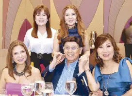  ??  ?? (Seated) Dr. Elsie Pascua, your columnist and Connie Haw; (standing) Eni Alba and 2018 Ambassador for Life Ofelia Wadle.