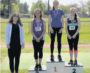  ?? 110517ATHL­ETIC_14 ?? S3 Girls 100m on the podium - 1 Shona McLay, 2 Miranda Stitt, 3 Amy Kyle Declan McFarlane (Wallace High)