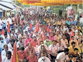  ?? ?? AT A PROTEST by TASMAC employees in Chennai on February 2, 2021.