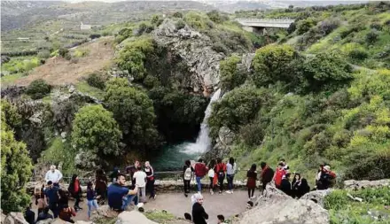  ?? PIC REUTERS ?? The lookout point facing the Sa’ar Falls in the Israeli-occupied Golan Heights on Tuesday.