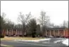  ?? GLENN GRIFFITH — GGRIFFITH@ DIGITALFIR­STMEDIA.COM. ?? The Blue Barns Apartments on Ashdown Road in Clifton Park are shown.