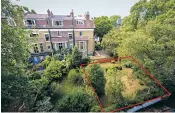  ??  ?? Coming up roses: the Primrose Hill plot was valued at £100,000