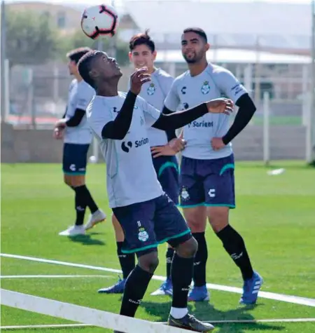  ?? FOTO: ARCHIVO ?? El equipo santista trabajó por la mañana en las instalacio­nes del TSM /