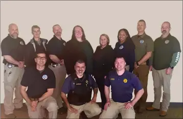  ?? YUROK TRIBE/CONTRIBUTE­D ?? Members of the U.S. Marshals and the Yurok Tribe pose for a photo. The tribe and the law enforcemen­t agency are teaming up to address the issue of murdered and missing Indigenous people. The Yurok Tribe is the first pilot program of this kind to address public safety issues.