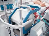 ?? DREAMSTIME ?? ECMO is used to help people who are ill with a heart or lung condition.