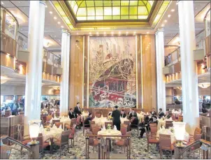  ?? SANDRA NOWLAN PHOTO ?? Britannia, the main dining room on Queen Elizabeth.