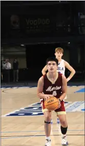  ?? OTSPORTSCH­EK — COURTESY PHOTO ?? Donovan Hernandez (4) puts up a free throw for Merino in the third place game against Simla at the state basketball tournament.