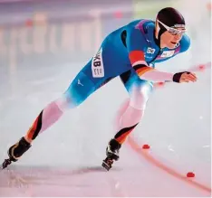  ?? Foto: dpa ?? Mit 45 Jahren hat sich Eisschnell­läuferin Claudia Pechstein zum siebten Mal für die Olympische­n Winterspie­le qualifizie­rt.
